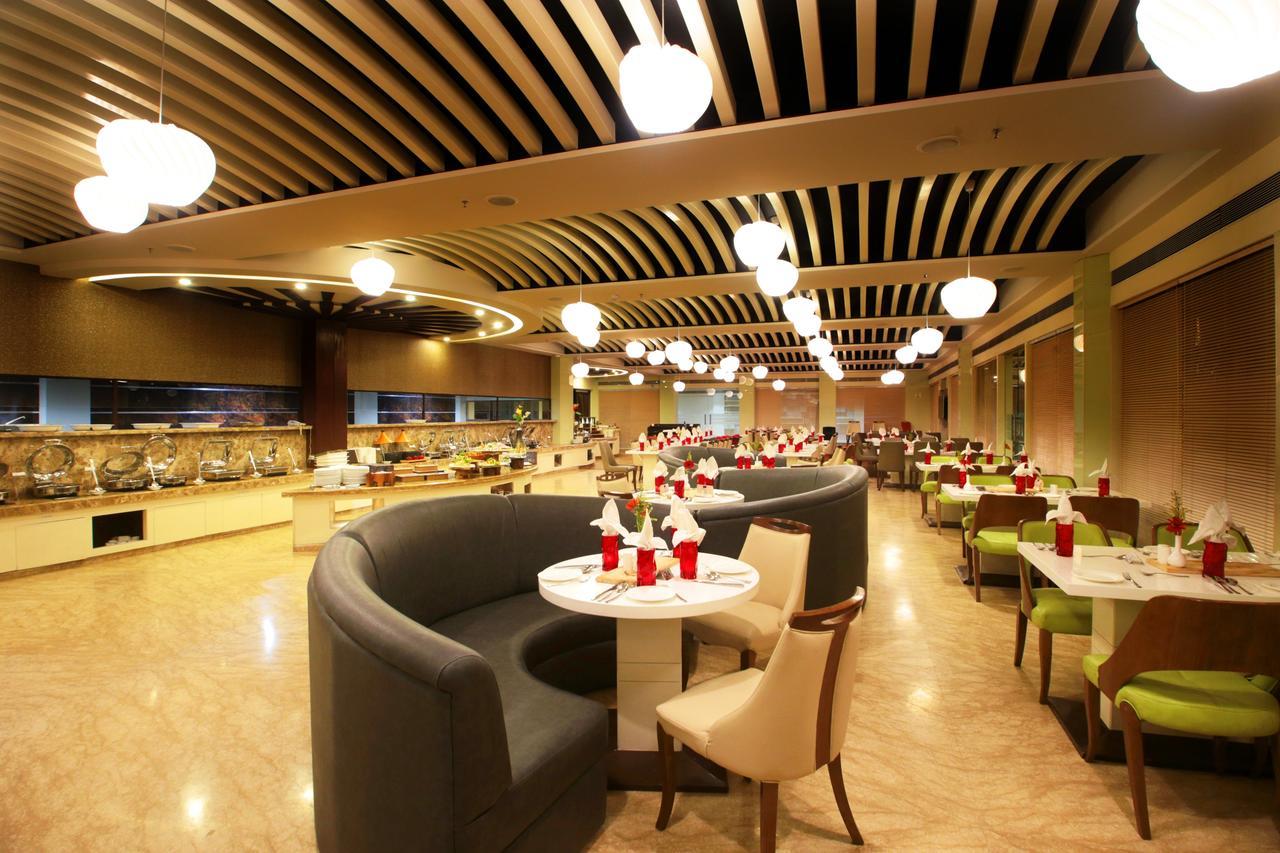 Hotel Vijan Mahal Jabalpur Zewnętrze zdjęcie