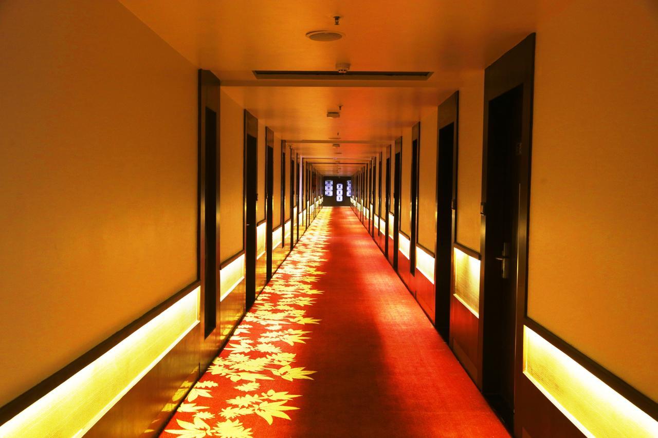 Hotel Vijan Mahal Jabalpur Zewnętrze zdjęcie
