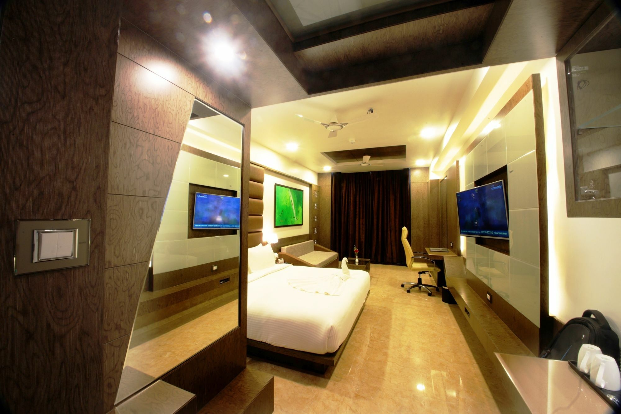 Hotel Vijan Mahal Jabalpur Zewnętrze zdjęcie